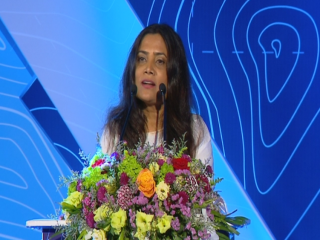 ބްރޯޑްކޮމްގެ ރައީސާ މަރިޔަމް ވަހީދާ \"ބުރަބި\" ޖަލްސާ ހުށައަޅައިދެއްވަނީ