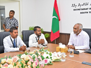 The president met members of HDh. Kurinbi council and WDC on Monday