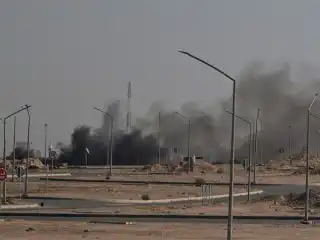 އީރާނުން ކުވެއިތުގައި ހުންނަ އެމެރިކާގެ އެމްބަސީ އަށް ހަމަލާ ދީފި