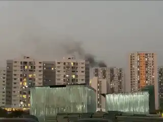 ހިޔާ ޓަވަރެއްގެ އެޕާޓްމެންޓެއްގައި ރޯވެ ދުން އަރަނީ.