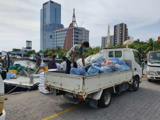 މާލޭގެ ޓީ ޖެޓީ ސަރަހައްދުން ޕިކަޕަކަށް މުދާ ބަރުކުރަނީ