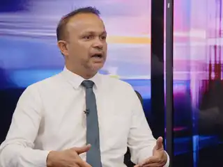 ރާއްޖޭގެ މުސްތަގުބަލަށް ރައީސް އަށް ލިބިދީފައިވާ ބާރުތައް އަދިވެސް ކުޑަ ކުރަން ޖެހޭ: އަލީ ހުސެއިން 