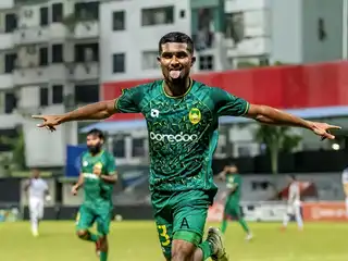 ޕެނަލްޓީގައި ނިއު ރޭޑިއަންޓް ބަލިކޮށް، ތަށި ދިފާއު ކުރަން މާޒިޔާ ފައިނަލަށް 