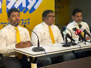 ގިނަ ބަޔަކަށް ބައިވެރި ނުވެވޭ ގޮތަށް ފެންނަ ނުފެންނަ ވޯޓުގެ ކަންކަން ތަރުތީބުކުރެވުމަކީ އިންތިހާބުގެ އިންސާފުވެރިކަމާމެދު ސުވާލު އުފެދޭނެ ކަމެއް: ވަހީދު