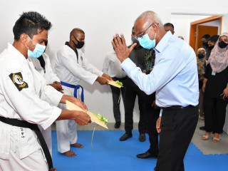 ނެޝަނަލް މާޝަލް އާޓްސް ސެންޓަރަށް ރައީސް ޞާލިޙު ކުރެއްވި ޒިޔާރާތުގެ ތެރެއިން