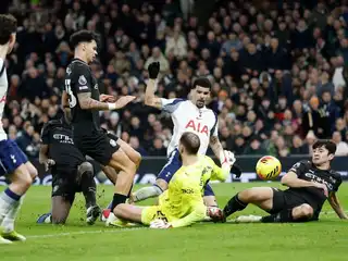 ލީގުގައި ސިޓީ އާއި ޓޮޓެންހަމް ބައްދަލު ކުރި މެޗުގެ ތެރެއިން