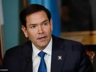 ވެނެޒުއޭލާގެ ރައީސް މަދޫރޯގެ ސަރުކާރަކީ ޣައިރު ގާނޫނީި ސަރުކާރެއް ކަމަށް އެމެރިކާގެ ޚާރިޖީ ވަޒީރު ވިދާޅުވެއްޖެ