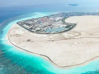 ހއ. ދިއްދޫ އެއަރޕޯޓު އެޅުމަށް ހިއްކި ސަރަހައްދު. މި ސަރަހައްދު ހިއްކީ އެމްއޭސީއެލުން. 