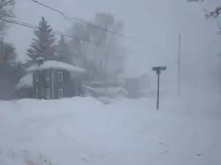 އެމެރިކާ އަށް ކުރިމަތިވި ވަރުގަދަ ފިނީ ގެ ތޫފާނަކާ ގުޅިގެން 8,000 އަށްވުރެ ގިނަ ފްލައިޓް ކެންސަލްކޮށްފި