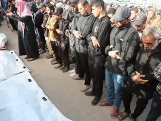 އިޒްރޭލުން ޣައްޒާ ގައި 11 މީހުން ޝަހީދު ކޮށްލައިފި