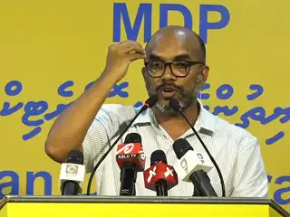 މިހާރު ރާއްޖެ މިއޮތީ އެންމެ ނުރައްކާތެރި ހާލަތުގައި، ފައްޓަރުބައި ވިއްކާލައިގެން ވެސް ސަރުކާރުގައި ތިބެން އެބޭފުޅުން ބޭނުންވާނެ: އަމީރު 