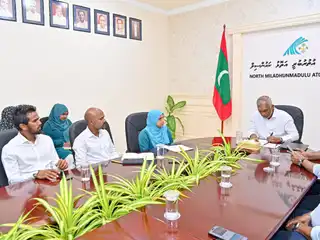 President Dr. Mohamed Muizzu meets with the Shaviyani Atoll Council.
