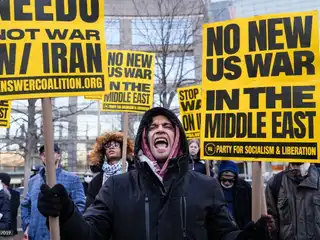 އީރާނުން އިސްލާމީ ގައުމުތަކަށް: މަދު ފަހަރަކު ނޫނީ، އިސްލާމީ އެއްވެސް ސަރުކާރަކުން އީރާނުގެ ރައްޔިތުންނަށް އެހީތެރިކަން ފޯރުކޮށްދީފައި ނުވާކަން ތިޔަބޭފުޅުންނަށް އެނގިވަޑައިގަނޭތޯ؟