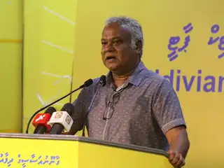 ހުޅުމާލެ މުނިސިޕަލް ޚިދުމަތް ކައުންސިލް ދަށަށް ބަދަލު ކުރަން މުއިއްޒު ކުރައްވަން ޖެހޭނީ އެންމެ ފޯނު ކޯލެއް، އެކަން ނުކުރައްވަނީ ގަސްތުގަ: އަލީ ނިޔާޒް