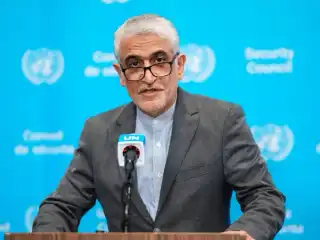 އީރާނަށް ހަމަލާއެއް ދީފިނަމަ، އެމެރިކާގެ އަސްކަރީ މަރުކަޒުތަކާއި ވަސީލަތްތަކަކީ ހަމަލާދެވިދާނެ ތަންތަން ކަމަށް ބުނެ އީރާނުން އިންޒާރު ދީފި