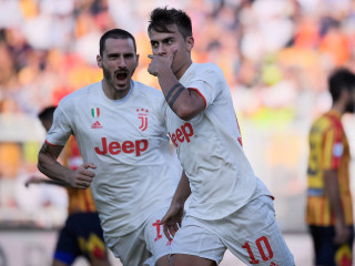 ޔުވެންޓަސް ކުޅުންތެރިން އުފާ ފާޅުކުރަނީ