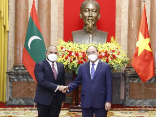 Non-Resident Ambassador of Maldives to Viet Nam presents Credentials to the President of the Socialist Republic of Viet Nam