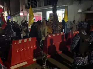 އަންގާރަ ދުވަހުގެ ރޭ އެމްޑީޕީން ބޭއްވި މުޒާހަރާ