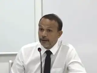 ގައުމާއި ދައުލަތުގެ ސިޔާދަތު ވިއްކައިގެން ނުވަތަ ބަޔަކަށް ގައުމު ލޫޓުވާލުމުގެ ފުރުސަތު ދީގެން ބޯހިޔާވަހިކަން ހޯދައިދޭކަށް ގާނޫނުން ޖާގައެއް ނުދޭ: އަލީ ހުސައިން