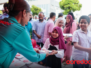 Ooredoo distributes 'boakibaa' in Malé and Hulhumalé 