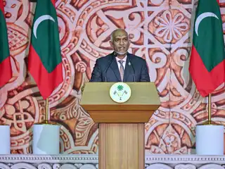 މިނިވަން ދުވަހުގެ ޖަލްސާގައި ރައީސް މުއިއްޒު ވާހަކަ ދައްކަވަނީ