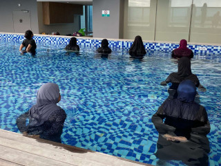 އެކުއެޓިކް ފިޒިއޮތެރަޕީ ހަދަނީ