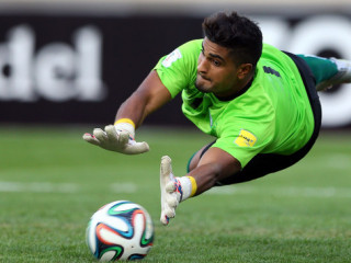 އޮވޭސް އަޒީޒީ