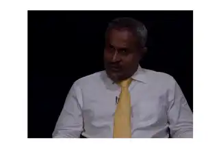 Ayathulla, the President of the B. Hithaadhoo constituency, speaks during RaajjeTV’s "Vaudhunaama" program.