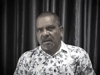 ވައުދުނާމާ ޕްރޮގްރާމްގައި އެމްޑީޕީ ގައުމީ މަޖިލީހުގެ ކުޑަހުވަދޫ ދާއިރާގެ ރައީސް ޝާތިރު އަބްދުއްރަހްމާން ވާހަކަ ދައްކަވަނީ. 