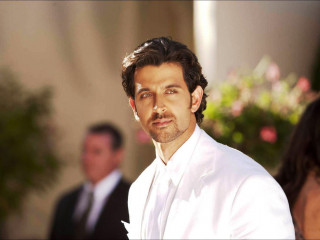 ރިތިކް ފިލްމީ ދާއިރާ އަށް ނިކުތީ 2000 ވަނަ އަހަރު