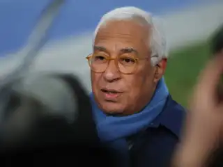 ޔޫރަޕިއަން ކައުންސިލްގެ ރައީސް އެންޓޯނިއޯ ކޮސްޓާ.