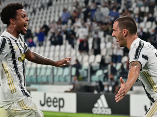 ޔުވެންޓަސް އާއި ސަމްޑޯރިއާ ބައްދަލުކުރި މެޗުގެ ތެރެއިން: މި މެޗުން ޔުވެންޓަސް މޮޅުވީ 3-0 ން