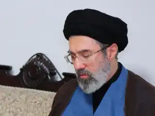 އެމެރިކާ އާއި އިޒްރޭލްގެ ހަމަލާ ތަކުން، ޚާމާނައީގެ ދަރިކަލުން މުޖްތަބާ ޚާމަނާއީ ސަލާމަތް ވެއްޖެ