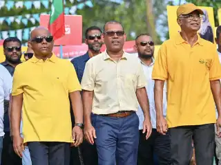 އެމްޑީޕީގެ ކުރީގެ ރައީސް ޝާހިދު އާއި އެމްޑީޕީގެ ޗެއާޕަރސަން ރައީސް ނަޝީދު އަދި ރައީސް ސޯލިހު އެމްޑީޕީގެ ހިނގާލުމެއްގައި ބައިވެރިވެ ވަޑައިގަންނަވަނީ 