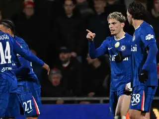 އެފްއޭ ކަޕް: އިތުރު ވަގުތު ކުޅެ މޮޅުވެގެން، ޗެލްސީ ކުއާޓާ ފައިނަލް އަށް 