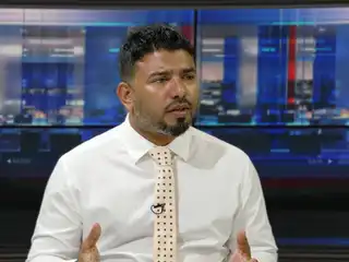 މިނިވަން މުސްތަގިއްލު މުއައްސަސާތައް މިއަދު ތިބީ ސަރުކާރުގެ ނުފޫޒަށް ތަބާވެގެން ސަރުކާރު ދިފާއުކުރުމުގައި: ވަހީދު