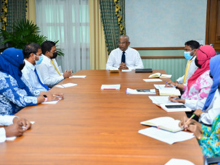 President meets Noonu Atoll Velidhoo Council: Discussions centred on the most urgent needs of residents