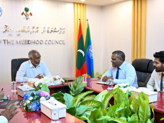 The president met members of R. Fainu council and WDC on Saturday