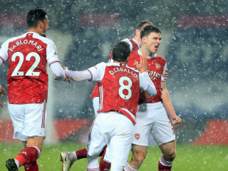 ވެސްޓް ބްރޮމާއި އާސެނަލް ބައްދަލުކުރި މެޗުގެ ތެރެއިން: މި އަތުން އާސެނަލް މޮޅުވީ 4-0 ން