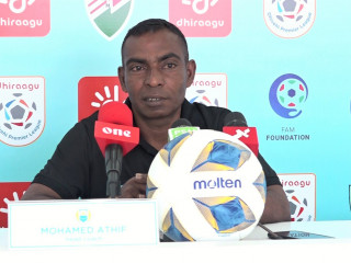 ކުލަބު ވެލެންސިއާގެ ކޯޗު މުޙައްމަދު އާތިފް (އާތީ)