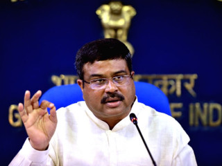 ރަޝިޔާގެ އެހީގައި ބޭރުގެ ތެލަށް އިންޑިއާ ބަރޯސާވާ މިންވަރު ކުޑަކުރެވިދާނެ