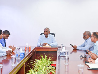 The president met members of HDh. Hanimaadhoo council and WDC on Monday
