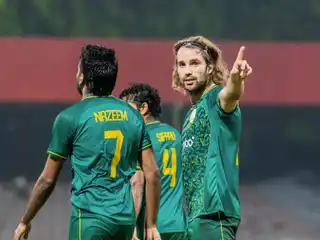 މާޒިޔާ އަތުން ބަލިވެ ވިކްޓަރީ ކަޓައިފި 