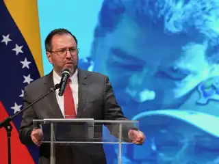 ވެނެޒުއޭލާގެ ފޮރިން މިނިސްޓަރު އިވާން ގިލް 