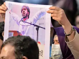  ޝަރީފް އުސްމާން ހާދީ މަރުވީ ސިންގަޕޫރުގައި ފަރުވާ ހޯދަމުން ދަނިކޮށް