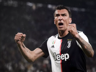 މާރިއޯ މަންޒުކިޗް