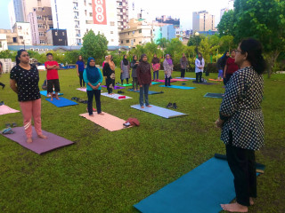 މާލެ ސިޓީއިން ކުރިއަށްގެންދާ ޔޯގާ ސެޝަންގެ ތެރެއިން