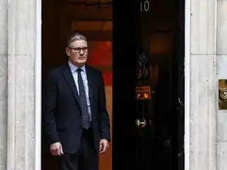 އިނގިރޭސިވިލާތުގެ ބޮޑު ވަޒީރު ކިއާ ސްޓާމާ