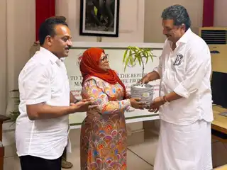 ބޮޑުވަޒީރު މޯދީގެ ވައުދާ އެއްގޮތަށް ކެރެލާ ސްޓޭޓުން ރާއްޖެއަށް 1،200 ގަސް ހަދިޔާކޮށްފި