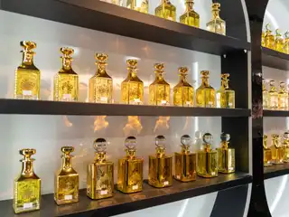 ހުޅުމާލެ ފޭސް 2 ގައި ޕޮއިސްގެ އައު ފިހާރަ "ޕޮއިސް ޕާފިއުމްސް ބިއުޓީ" ހުޅުވުން